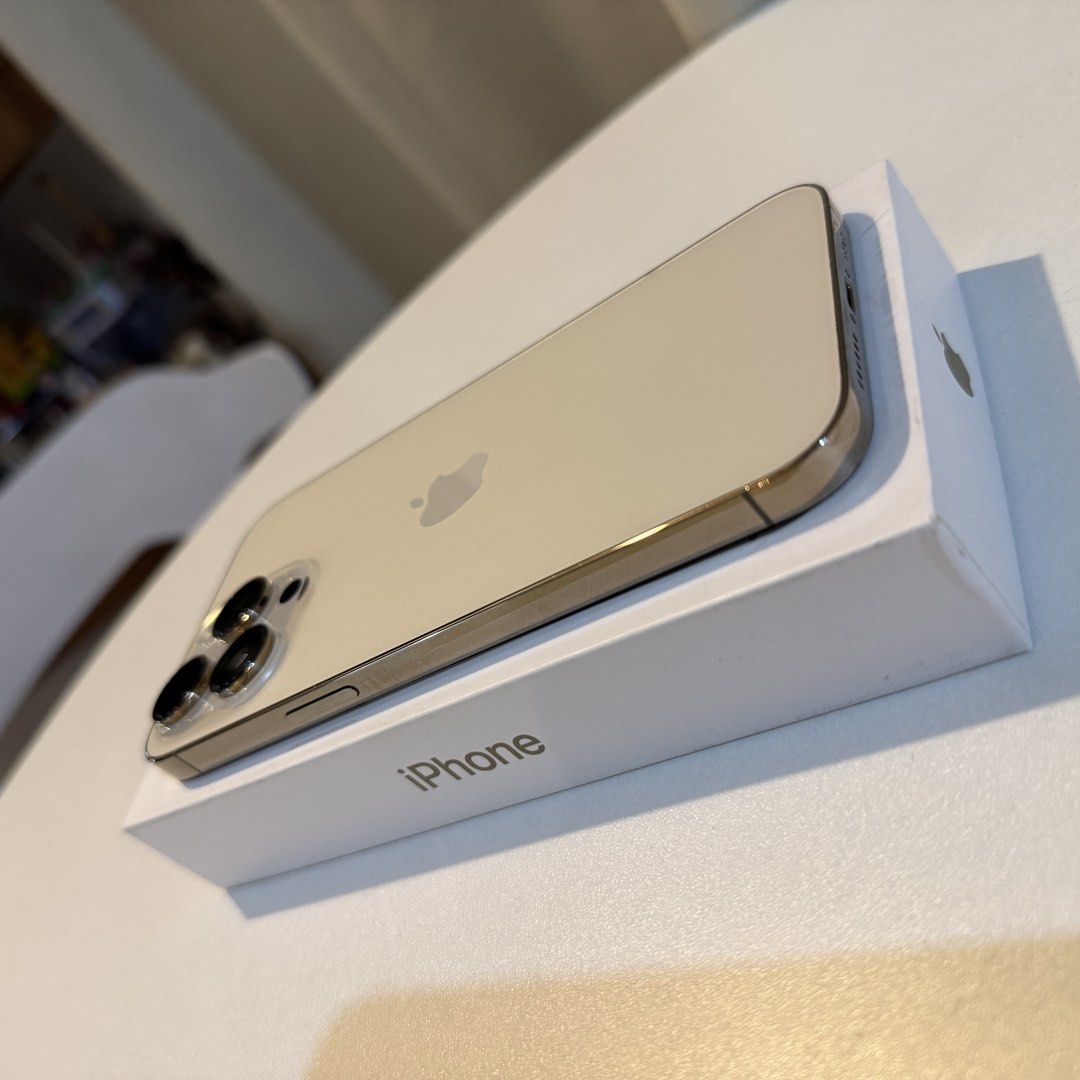 Iphone 14 Pro Max 256gb Dual Sim Openline (Category: iPhone 14 Series) located in San Mateo. Submitted by migueleauthentic (Listing ID 1436438967, Image 2). Description: —RUSH For sale only— Iphone 14 Pro Max 256gb 92% battery health HK Variant — Dual Sim Openline both sim slots Gold Color Loc: San Mateo Rizal / Fortune Marikina Need funds. No swapping Last price = ₱32k <— no more last price inquiries.
