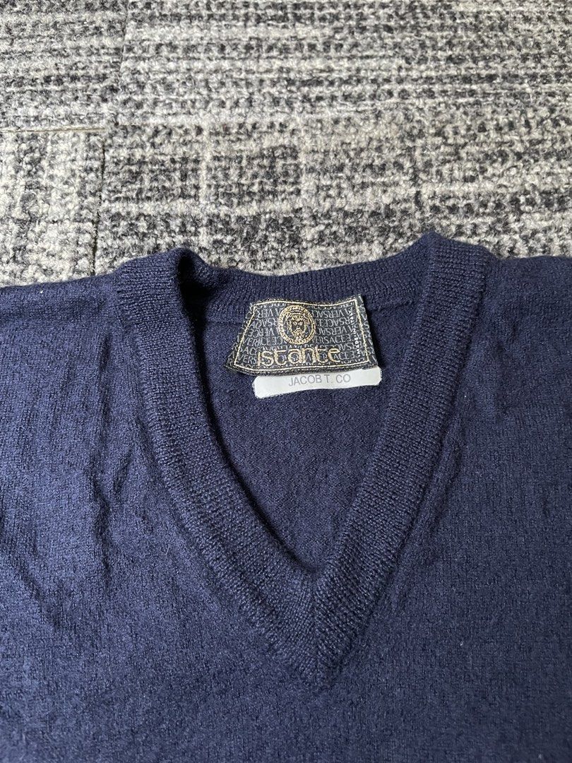 Istante Jacob Versace T. Co. Navy Blue Vest (Category: Vests) located in Taguig. Submitted by highlows (Listing ID 1436416789, Image 2). Description: - Istante Jacob T. Co. navy blue vest - Dimension: 18x20 - V-neck design - Made in Italy - 100% wool - Ribbed hem - Brand tag on neckline (Galassia production).