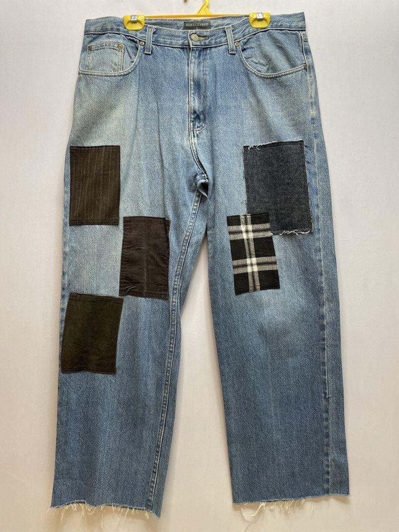 Jeans patchwork (Category: Jeans) located in Tampin. Submitted by mareybundle (Listing ID 1436358536, Image 1). Description: Code=pw-37 Cutting seluar=baggy Pinggang=37 Peha=14 Open leg=10 Labuh=41 Rm =88 ‼️9.5/10 Jgn lupe follow first IG dan tiktok = mareybundle Utk item2 branded dan jackpot 🎰 Turn on notification utk update yg akan datang❗❗❗ 🛵Kos posto rm10🛵 Dekat kite cod je geng ✌️.