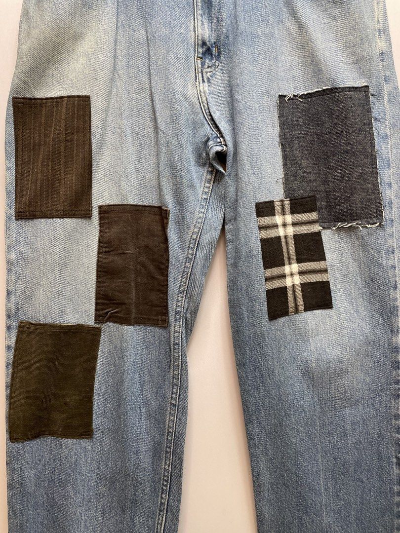 Jeans patchwork (Category: Jeans) located in Tampin. Submitted by mareybundle (Listing ID 1436358536, Image 2). Description: Code=pw-37 Cutting seluar=baggy Pinggang=37 Peha=14 Open leg=10 Labuh=41 Rm =88 ‼️9.5/10 Jgn lupe follow first IG dan tiktok = mareybundle Utk item2 branded dan jackpot 🎰 Turn on notification utk update yg akan datang❗❗❗ 🛵Kos posto rm10🛵 Dekat kite cod je geng ✌️.