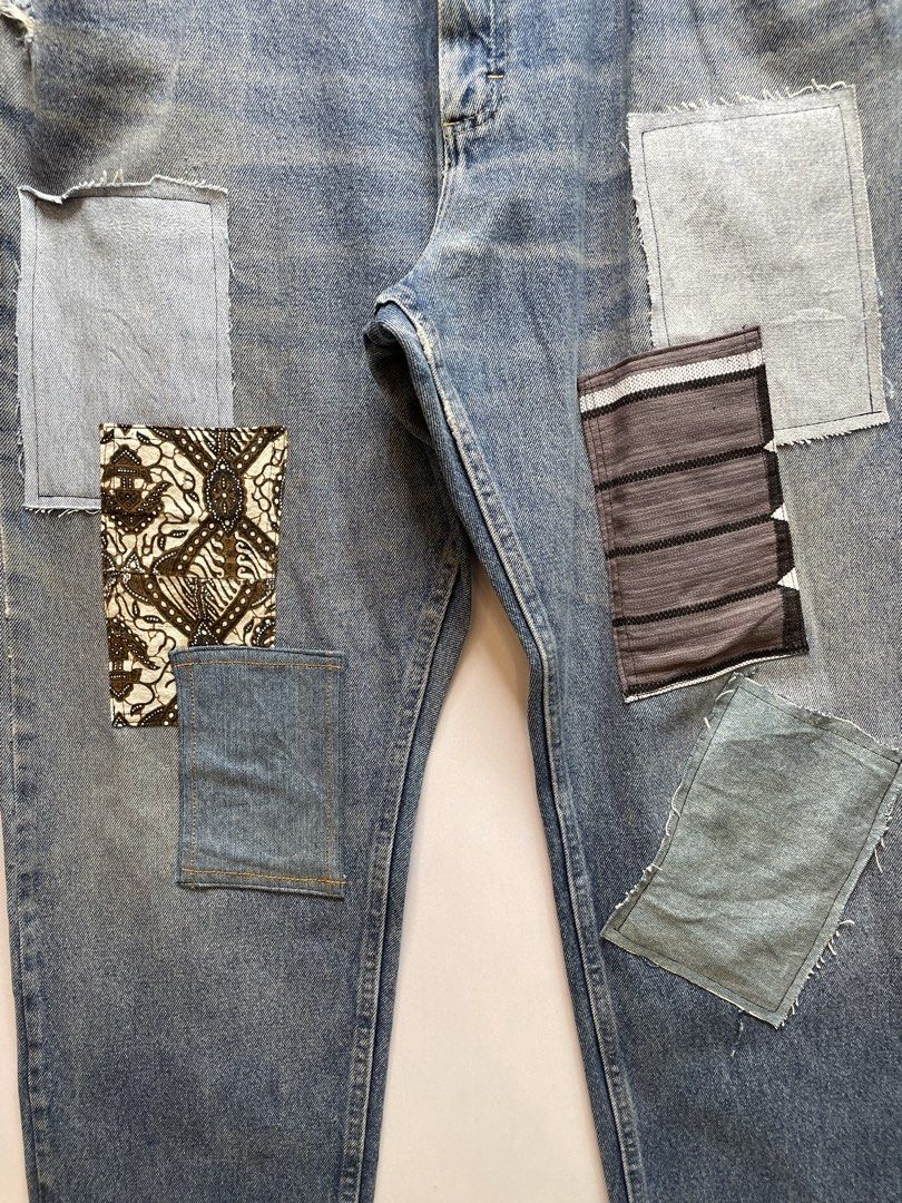 Jeans patchwork (Category: Jeans) located in Tampin. Submitted by mareybundle (Listing ID 1436362222, Image 2). Description: Code=pw-41 Cutting seluar=straightcut Pinggang=39 Peha=15 Open leg=9 Labuh=40 Rm =98 ‼️9.5/10 Jgn lupe follow first IG dan tiktok = mareybundle Utk item2 branded dan jackpot 🎰 Turn on notification utk update yg akan datang❗❗❗ 🛵Kos posto rm10🛵 Dekat kite cod je geng ✌️.