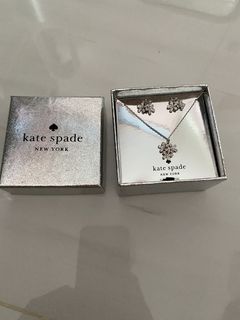 （分類：）位於 。 由 littlefandy 提交（商品編號 1436398462，圖片 1）。簡介： 。
