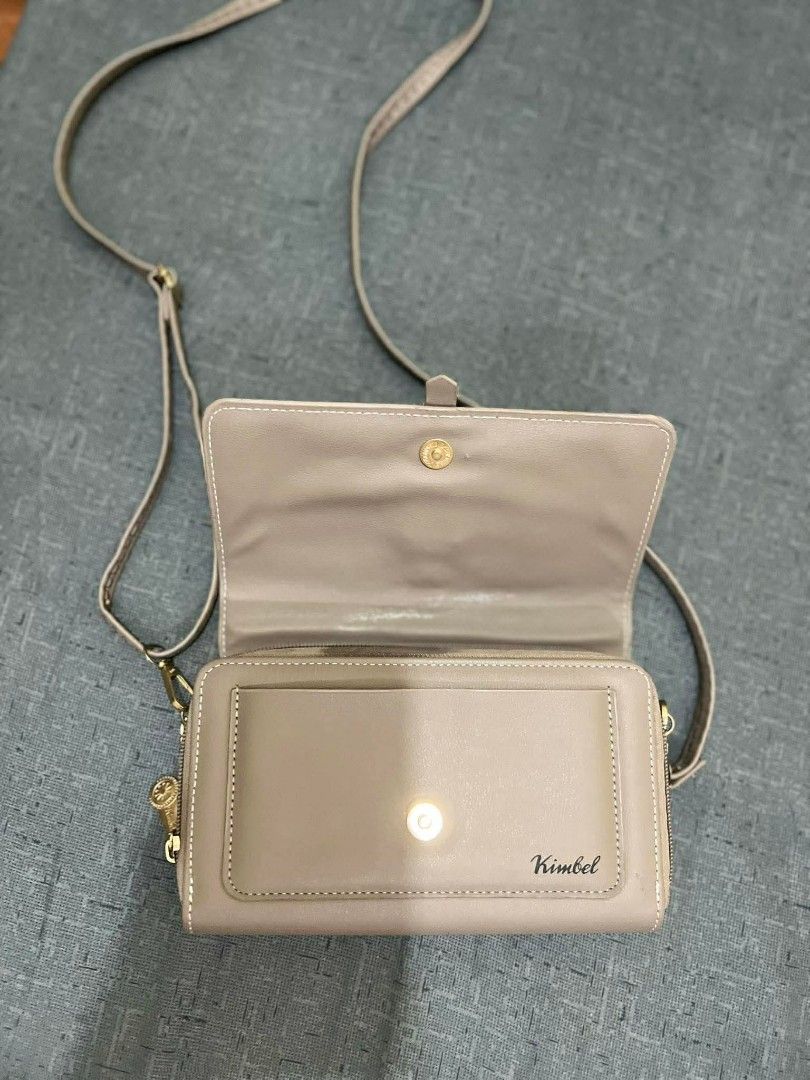 Kimbel crossbody bag (Category: Cross-body Bags) located in Manila. Submitted by brillantes34344 (Listing ID 1434853819, Image 2). Description: Bawas bag,.