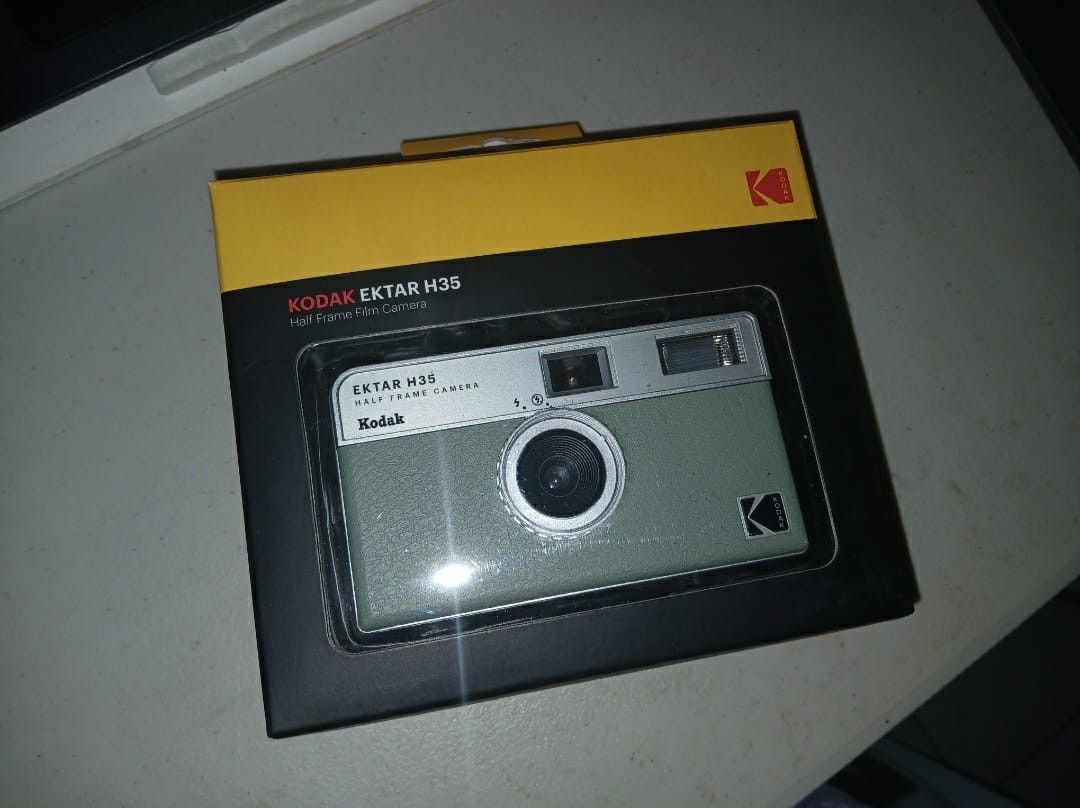 Kodak Ektar H35 (Category: Cameras) located in Alburquerque. Submitted by mksn_things (Listing ID 1436380487, Image 1). Description: Kodak Ektar H35 Includes - Box - Pouch - Camera Strap Bought last December 2023 for Php 2960 NO FLAWS. Used once only then put back in the box. Condition like brand new. Negotiable No refunds.