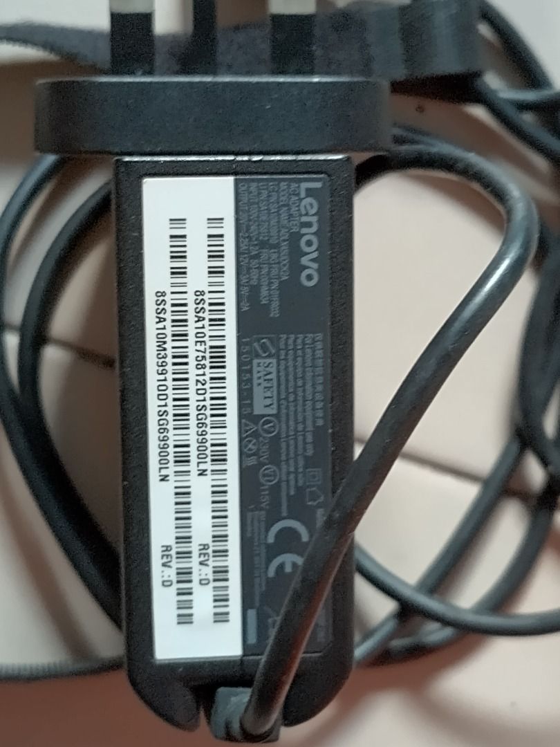 Lenovo YOGA Laptop AC Adapter446565370519234562
