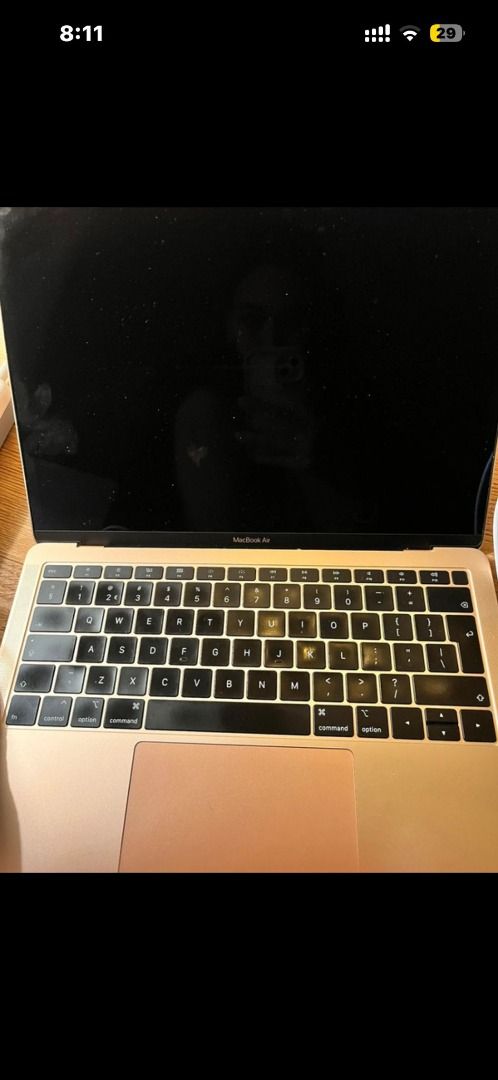 Macbook air (rose gold)447117937912074244