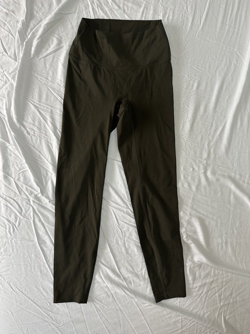 Machita Dare to Bare Tights (Category: Activewear) located in Quezon City. Submitted by tan__k (Listing ID 1436394393, Image 3). Description: Dare to bare tights in Moss Small - Size 4 - hip 34/35 23” Inseam Almost brandnew ;) 80% nylon 20% spandex Description Everyone loves a good camo tights! Gives your bum and hips a good sculpt High-rise and squat proof New fabric that offers a “skin to skin” feeling .
