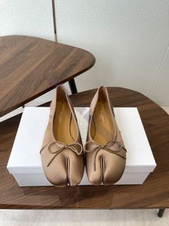 （分類：）位於 。 由 hkluxehk 提交（商品編號 1436401552，圖片 1）。簡介： 。