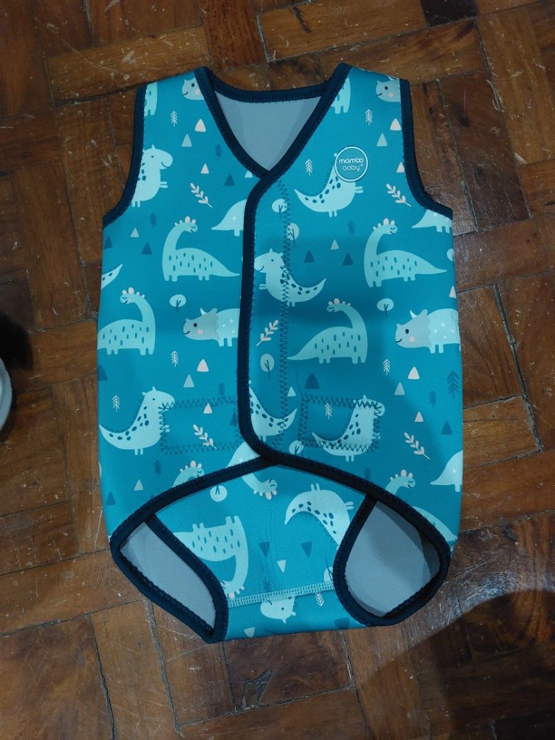 Mambo Baby Thermal Wetsuit Large (Category: Other Baby Bathing & Changing Needs) located in Rizal. Submitted by Babyfume (Listing ID 1381649076, Image 1). Description: my son grew out of it used around 4 times only.