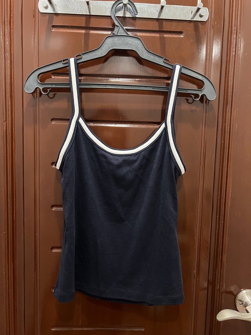 Mango Tank Top - Size M (Category: Sleeveless) located in Manila. Submitted by limonee (Listing ID 1436394529, Image 2). Description: RFS: decluttering Loc: Tondo MOP: GCash, Maribank, Maya MOD: J&T, Lalamove, Grab.