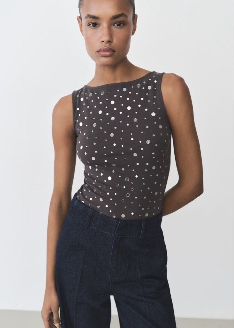 Mango Top with Sequin Detail (Category: Sleeveless) located in Angeles City. Submitted by closetsource (Listing ID 1436328967, Image 1). Description: Worn once Rfs: decluttering Actual photos via dm Mop: gcash only Shipping: j&t.