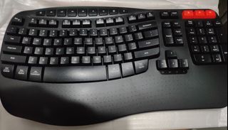 Meegion Ergonomic Keyboard454877384447119360