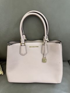（分類：）位於 。 由 mollybb123 提交（商品編號 1436436654，圖片 1）。簡介： 。