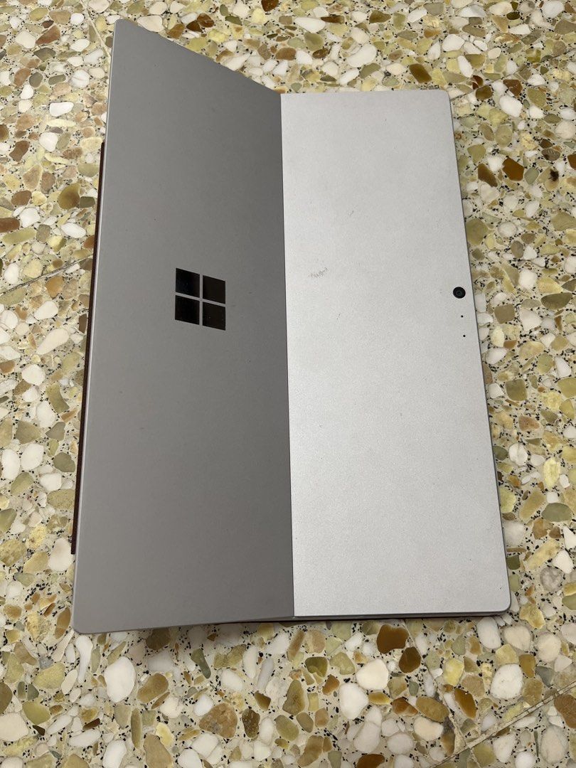 Microsoft Surface Pro 6 - i5, 8GB RAM, 256GB SSD446429481204469763
