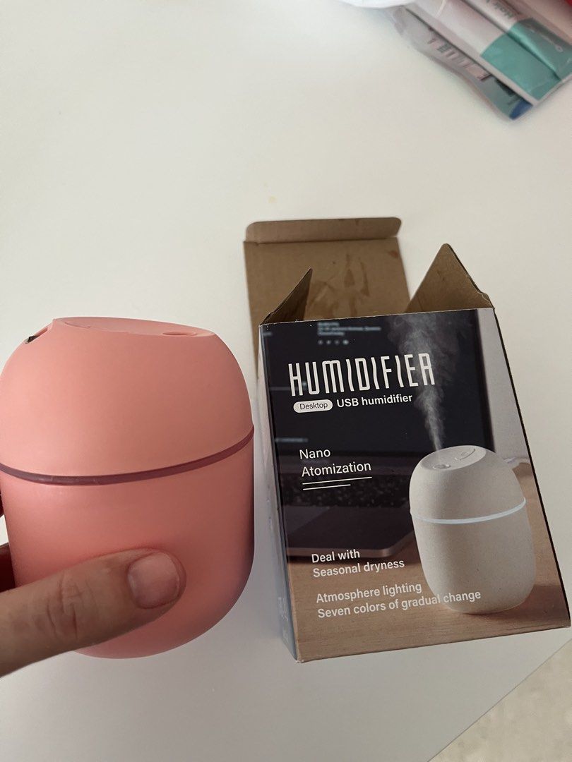 Mini dehumidifier