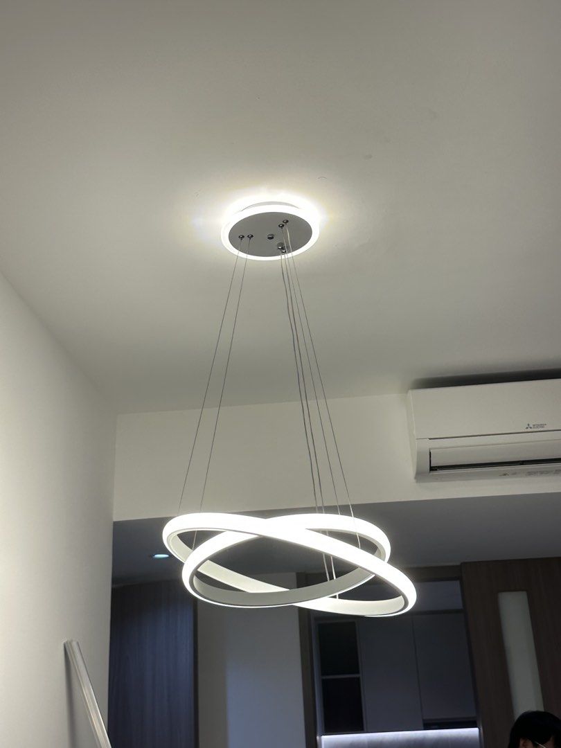 Modern LED Ring Pendant Light/Chandelier