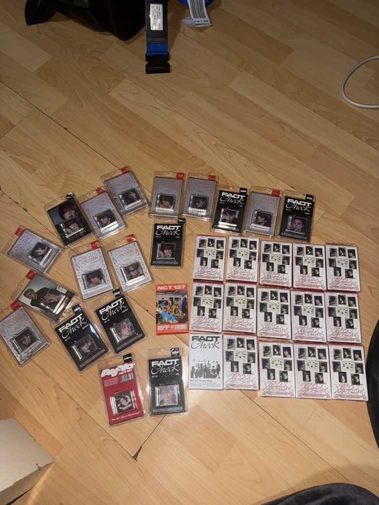 NCT 127 & Dream Smini / QR (unsealed) (Category: K-Wave Merchandise) located in Manila. Submitted by kunehoe (Listing ID 1436430375, Image 1). Description: 100 for Smini 50 for QR all nego!! nct 127 dream wts lfb smini qr ver ay yo 2 baddies fact check dreamscape johnny jisung jeno haechan mark yuta renjun chenle jungwoo jaemin.