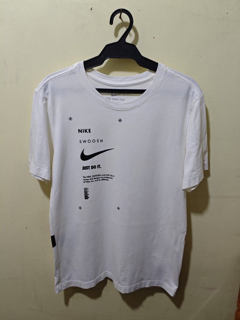 Nike Swoosh Trademark Men Tshirt (Category: Tshirts & Polo Shirts ) located in Baguio. Submitted by cool_chic (Listing ID 1436409948, Image 1). Description: Nike Swoosh Men Tshirt Color Rate 9.8/10 Like New Flaw Minimal Stain Complete Tags Trademark Logos Cotton Tela Washed And Sanitized Size Medium Dimes 19 Width 27 Length Price P399.