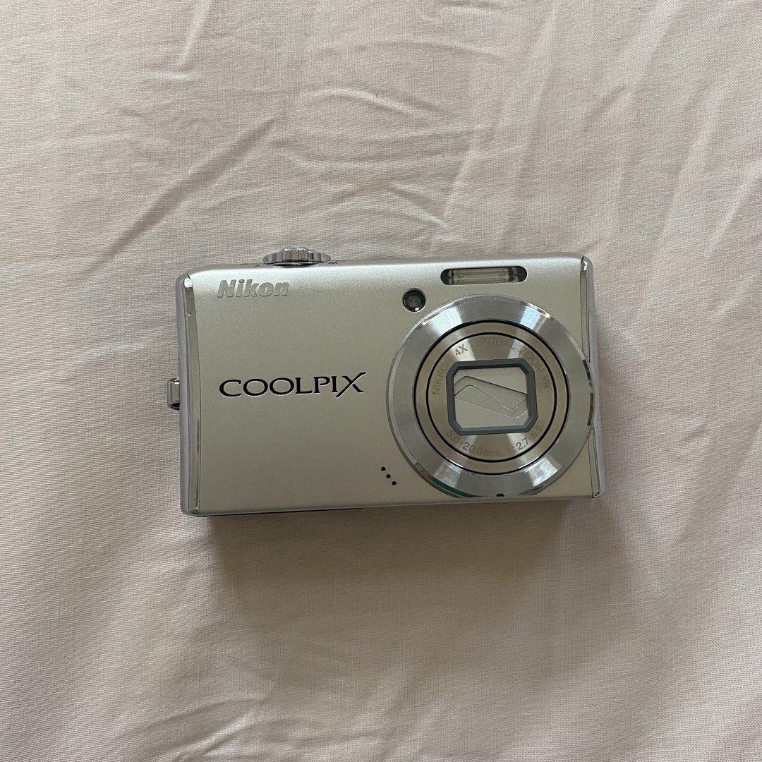 nikon coolpix s620 (Category: Cameras) located in San Fernando. Submitted by figvre8 (Listing ID 1436338171, Image 1). Description: !!! LAST PRICE !!! nikon coolpix s620 inclusions: > battery > charger > sd card > card reader (type c) > camera body issues: > preview & camera mode button: not working anymore ❌ > shutter spring came lose (fixed through sticking) * working fine now but still needs repair * still takes high quality pictures sample pi