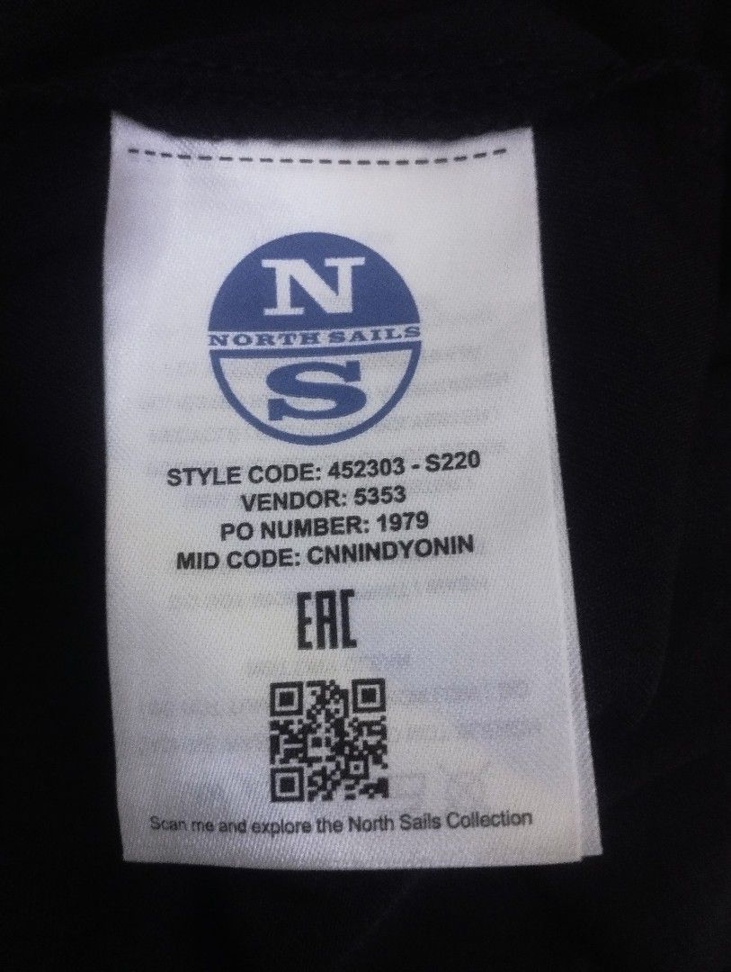 North sails x Prada (Category: Activewear) located in Tumpat. Submitted by tuanazlan86 (Listing ID 1436424708, Image 3). Description: P..21-21.5 L..27.5 North Sails America's cup presented by Prada Original baju pelayaran jenis Kain jersey Pos rm8 SM/Dfod Ss.