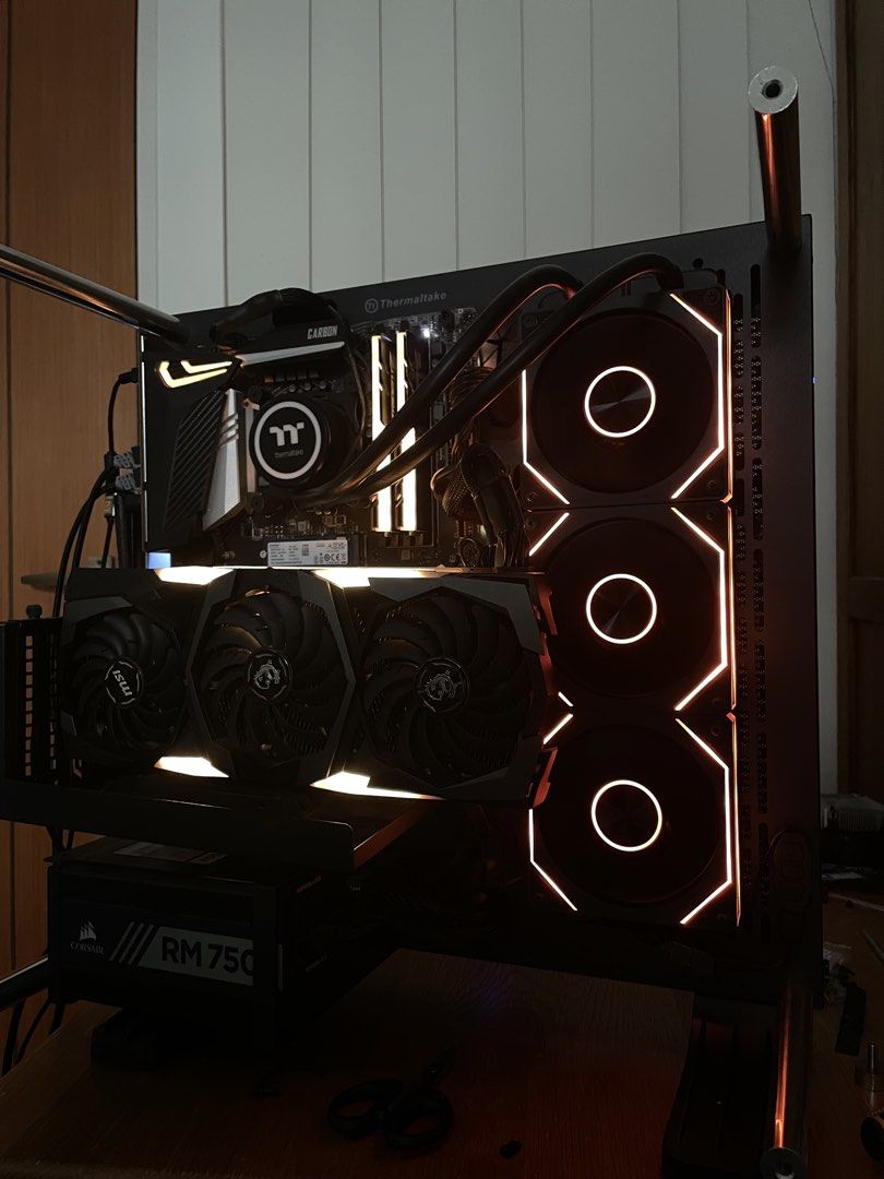 Open case Gaming PC RTX2080446698588734771200