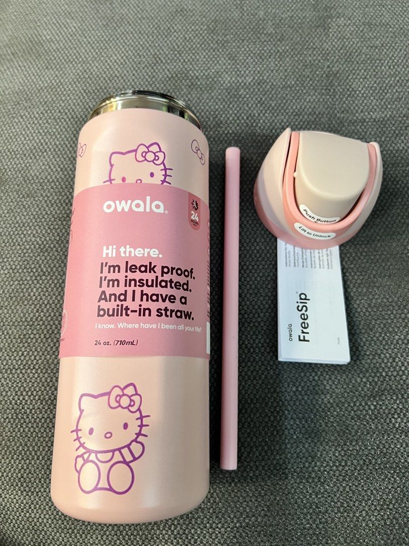 Owala FreeSip Pink Hello Kitty Water Bottle - 24oz/710 - Box Slightly Damage446879606695546887