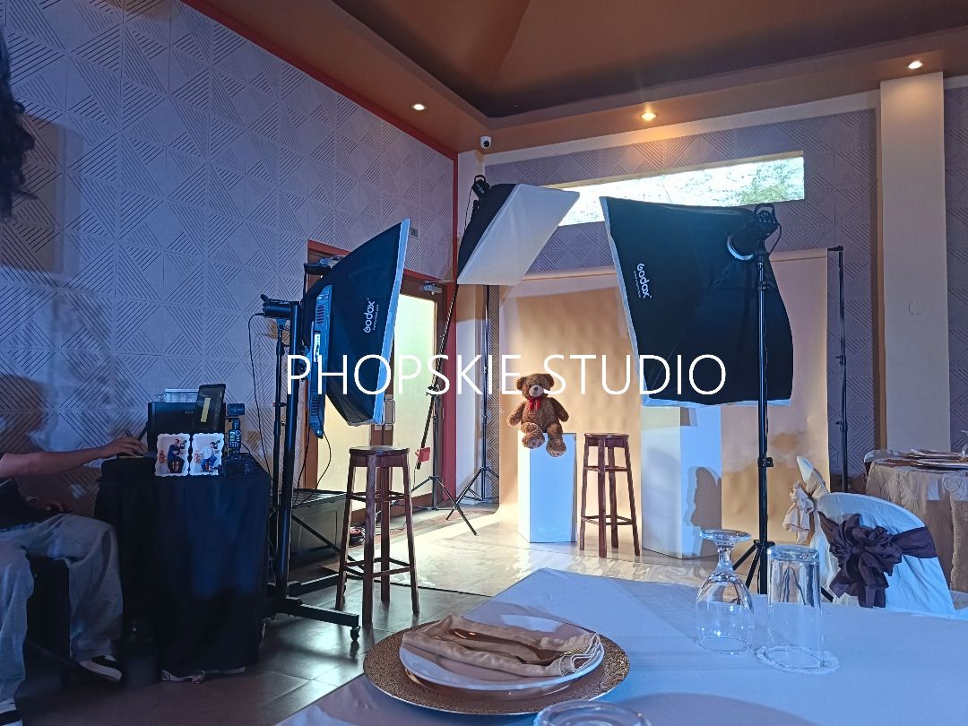 Photobooth for wedding debut birthday party (Category: Cameras) located in Cabuyao City. Submitted by phopskie.porto (Listing ID 1436304569, Image 3). Description: PHOPSKIE STUDIO Photobooth rental Fun and exciting digital photo booth for your special events and occasions PhP 3,500.00 2 hours photo standee Addtional PhP 1,000.00 per hour extension PhP 4,500.00 2 hours Magnetic Additional PhP 1,500.00 per hour extention INCLUSIONS: 1. High quality
