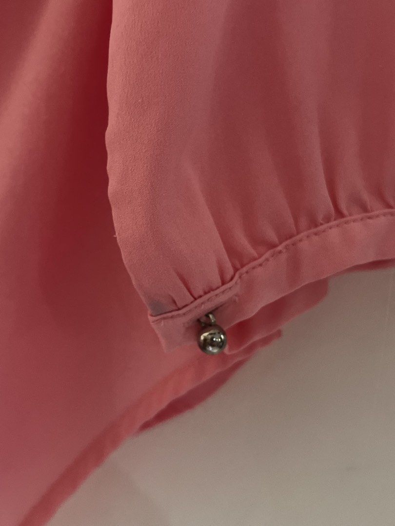 Pink Blouse (Category: Blouses) located in Manila. Submitted by bronds (Listing ID 1436311941, Image 3). Description: .