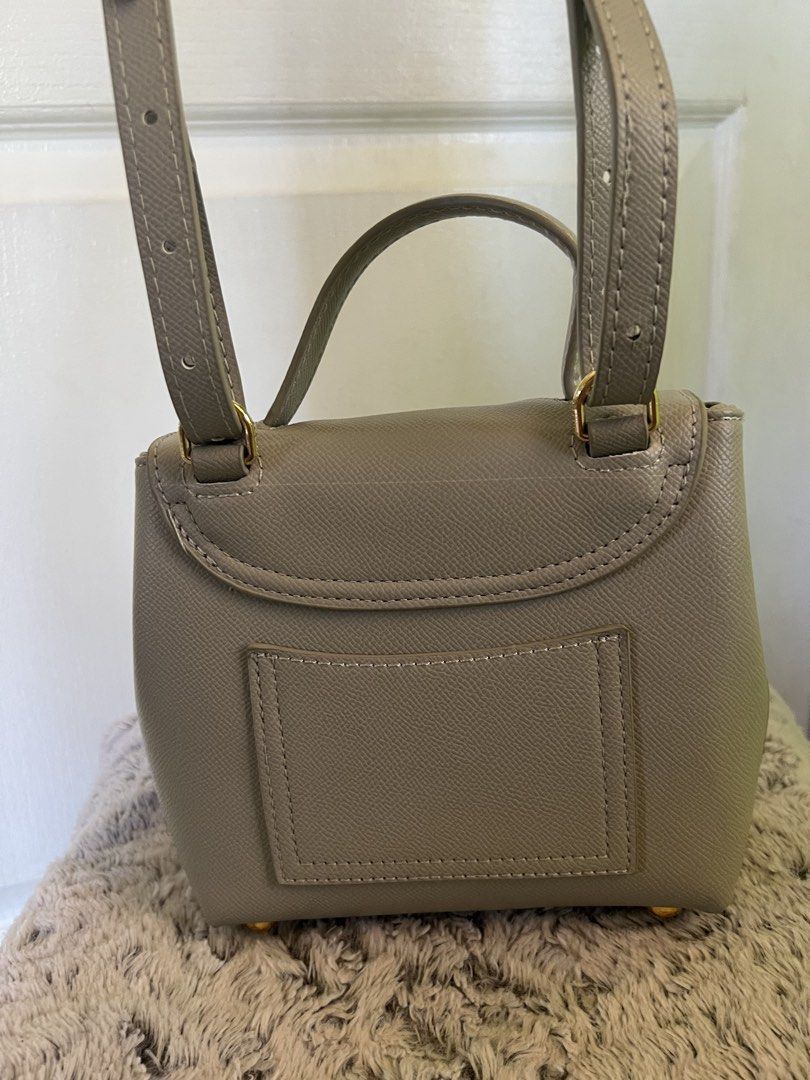 Polene 2 way bag (Category: Luxury Bags & Wallets) located in Saravia. Submitted by clynlyn (Listing ID 1436349847, Image 3). Description: - Polene Numéro Sept 2-way bag - Neutral color - Can be worn as a handbag or crossbody - Stylish and practical.