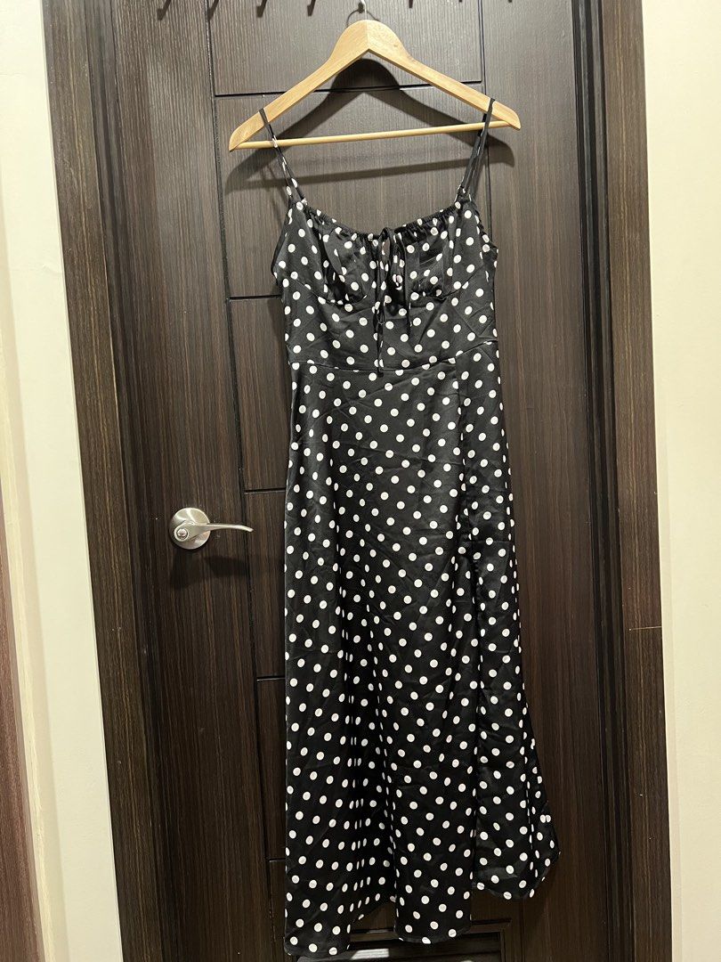 Polka Dot Black Long Silk Dress (Category: Dresses) located in Quezon City. Submitted by ccloset.cleanup (Listing ID 1436413519, Image 1). Description: ❌ I WILL NOT REPLY TO LOW BALLERS 📣NO WHEN WORN PHOTOS, since flat-lay measurements are provided 🛵Mode of Delivery: Only Lalamove, Grab, or Angkas *Booking & Shipping fees, booked and shouldered by the Buyer* 💰Mode of Payment: GCash or Bank Transfer (BDO or BPI) *Payment Before Shipping* *No Re