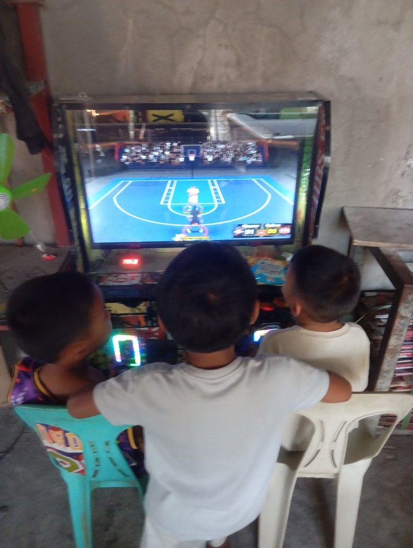 Ps4 arcade complete 2 player (Category: PlayStation) located in Silang. Submitted by samflores2k4t7 (Listing ID 1436401135, Image 1). Description: For sale Ps4 arcade complete 2 player 5 peso hulog per controller ( doble kita) Games Nba 2k26 Gta V Tekken 7 Last of us 2 Ninja turtles wwe 2k25 Resident evil the village Red dead redemption Naruto.