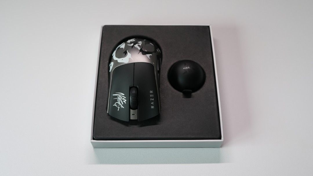 Razer DeathAdder V3 Pro Niko Edition Gaming Mouse446687182020290562