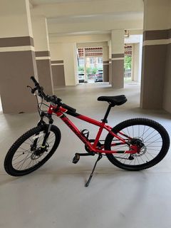 (Category: ) located in . Submitted by cycledome (Listing ID 1436328849, Image 1). Description: .
