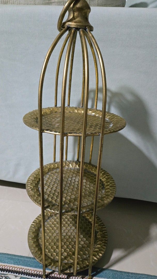 Rustic 3-Tier Gold Dessert Stand446646795266304003