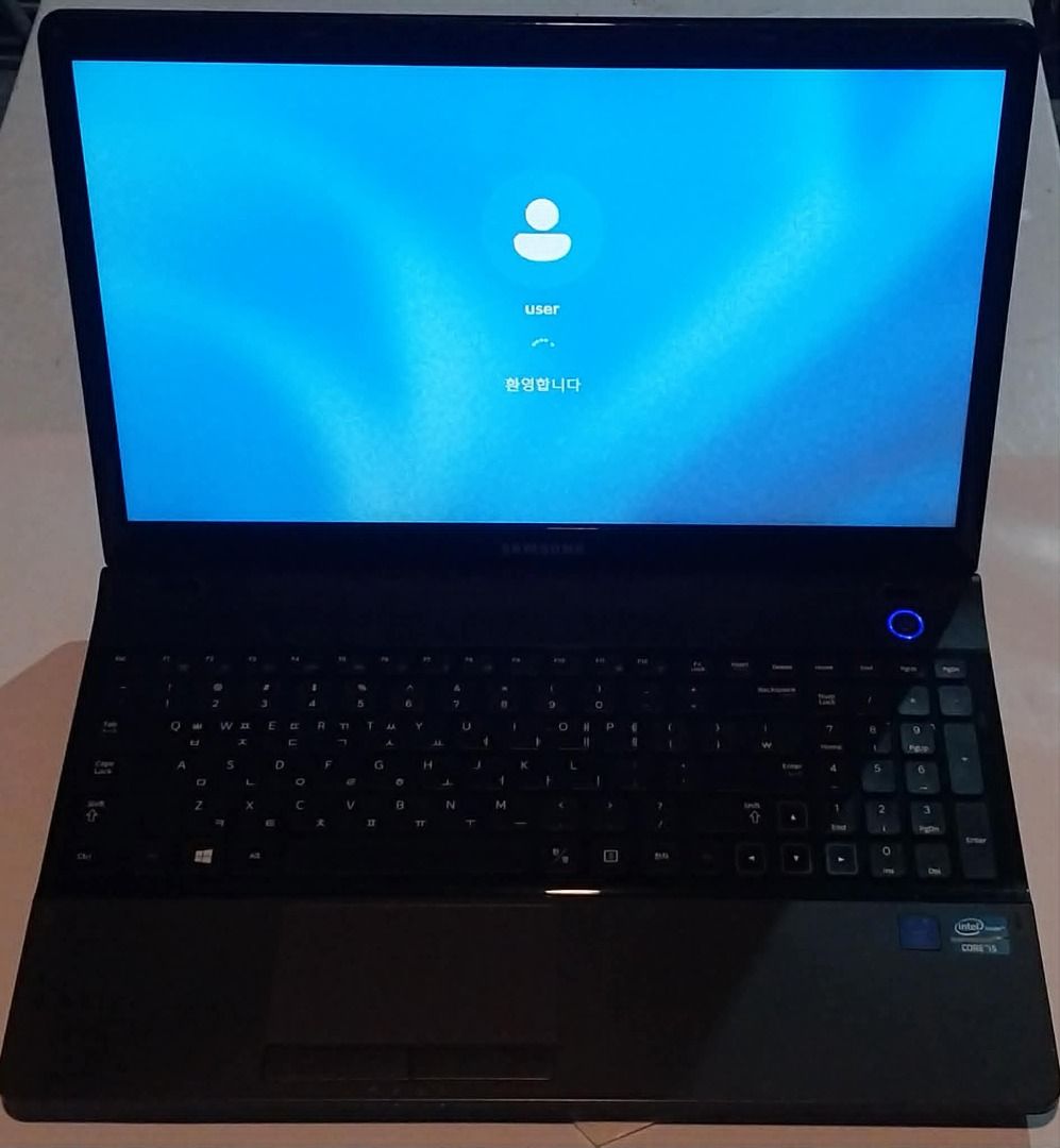 Samsung Laptop (Category: Laptops & Notebooks) located in San Pedro. Submitted by adlim_marketing (Listing ID 1436428765, Image 3). Description: .Samsung Series 3 Notebook NT300E5X Specifications: * Processor: Intel Core i5-3210M (2.50GHz) * RAM: 8GB DDR3 * Graphics: Intel HD Graphics 4000 * Storage: 119GB SSD * System Type: 64-bit 📌 Condition: * Working smoothly * Good for school, browsing, YouTube, and light games * No major issues * Makinis .