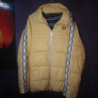 (Kategori: ) berada di . Dikirim oleh gebrianoustuff (ID iklan 1436414427, Gambar 1). Deskripsi: .