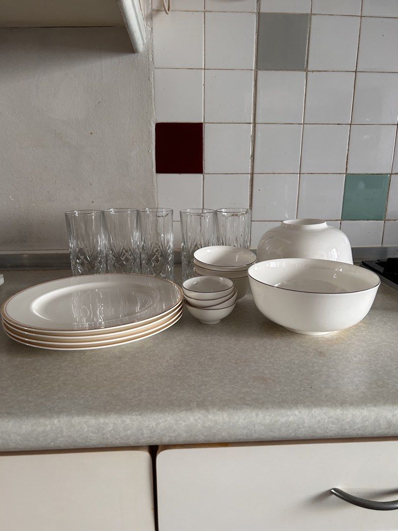 (SET) Dinnerware & Highball Glasses