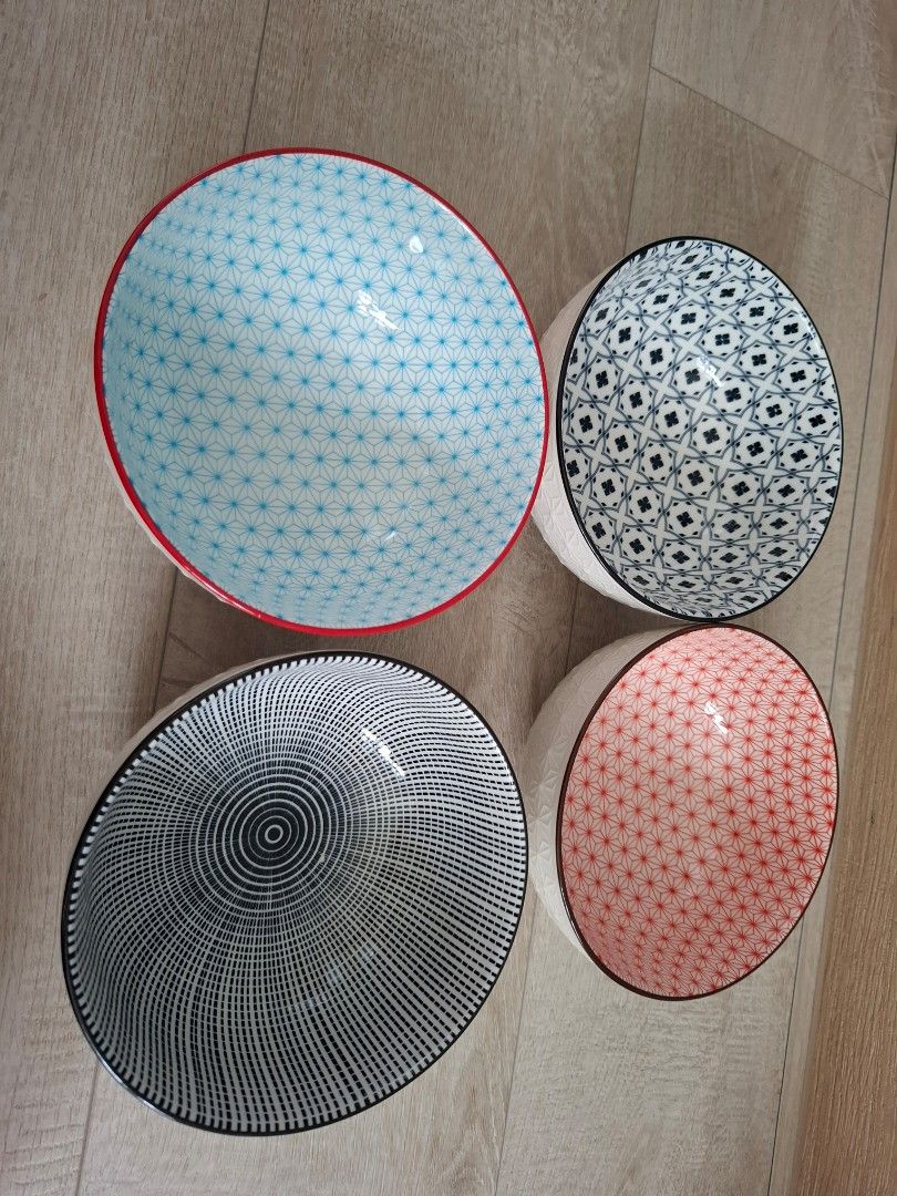 Set of 4 Table Matters  Ceramic Bowls