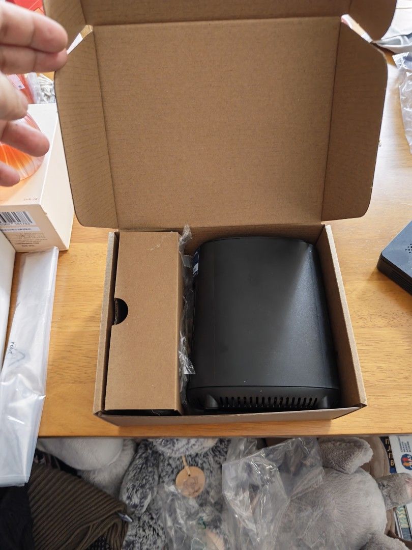 Singtel AC Plus WiFi Extender - Like New446560095814952961