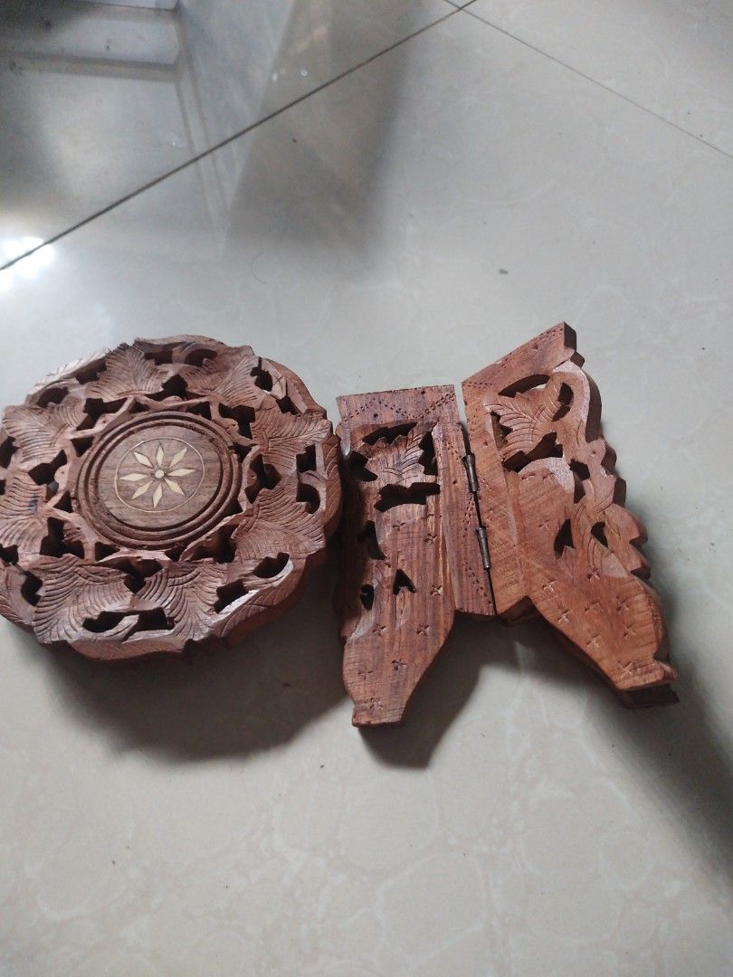 Small Indian wooden handcrafted table 2 (Category: Tables & Sets) located in San Rafael. Submitted by jflshoppe1989 (Listing ID 1436347868, Image 3). Description: 6 inches diameter 6.10 inches height.