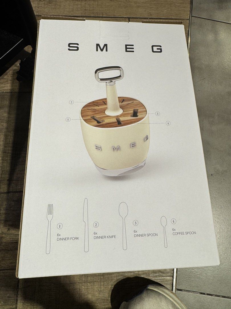 SMEG Retro Cutlery Caddy  (5 Colours)446877765185710085