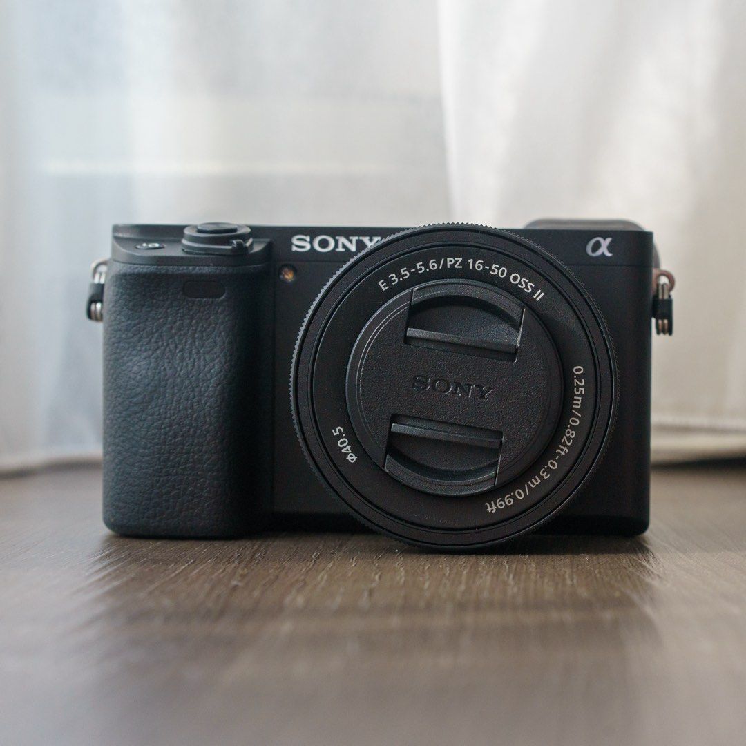 Sony A6400 with 16-50mm kit lens (mark ii), Photography, Cameras