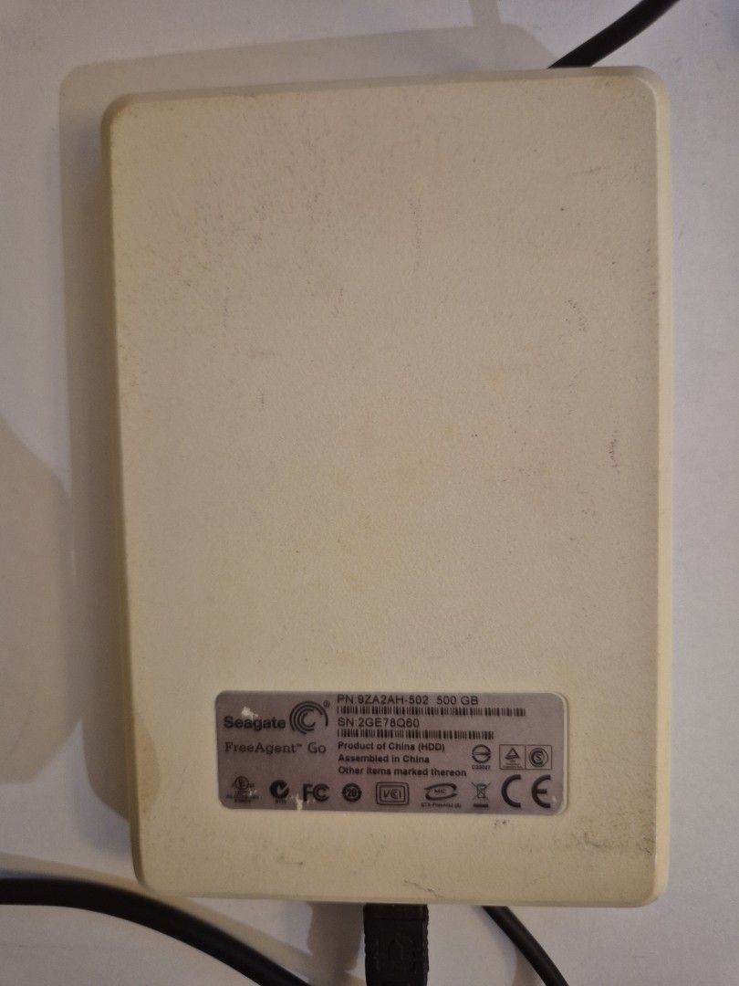 Spoilt Seagate Hard Disk447227481408808961