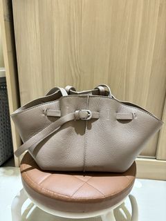 (Kategori: ) berada di . Dikirim oleh sabilashop_ (ID iklan 1436429985, Gambar 1). Deskripsi: .