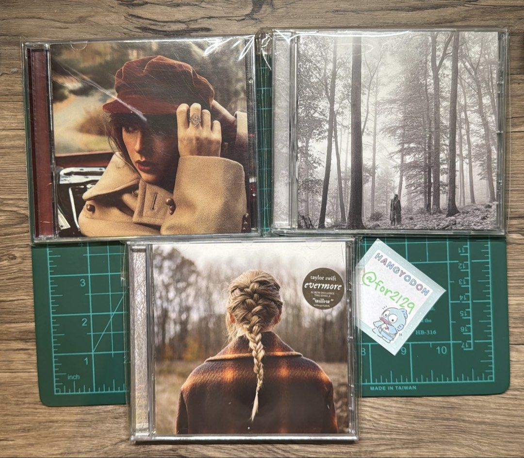 Taylor Swift CD Albums SET (Category: CDs & DVDs) located in Manila. Submitted by for2129 (Listing ID 1436444421, Image 1). Description: ❗️❗️DISCOUNT FOR SURE BUYER 💿 Red (Taylor’s Version) CD Album, Stereo 💿 Folklore Taylor Swift CD, “In The Trees” Album, Deluxe Edition 💿 Evermore Taylor Swift CD Album, Deluxe Edition - all cds are in M/NM condition, no issues and used only once - all cds’ inserts and case are original and included RFS: declu