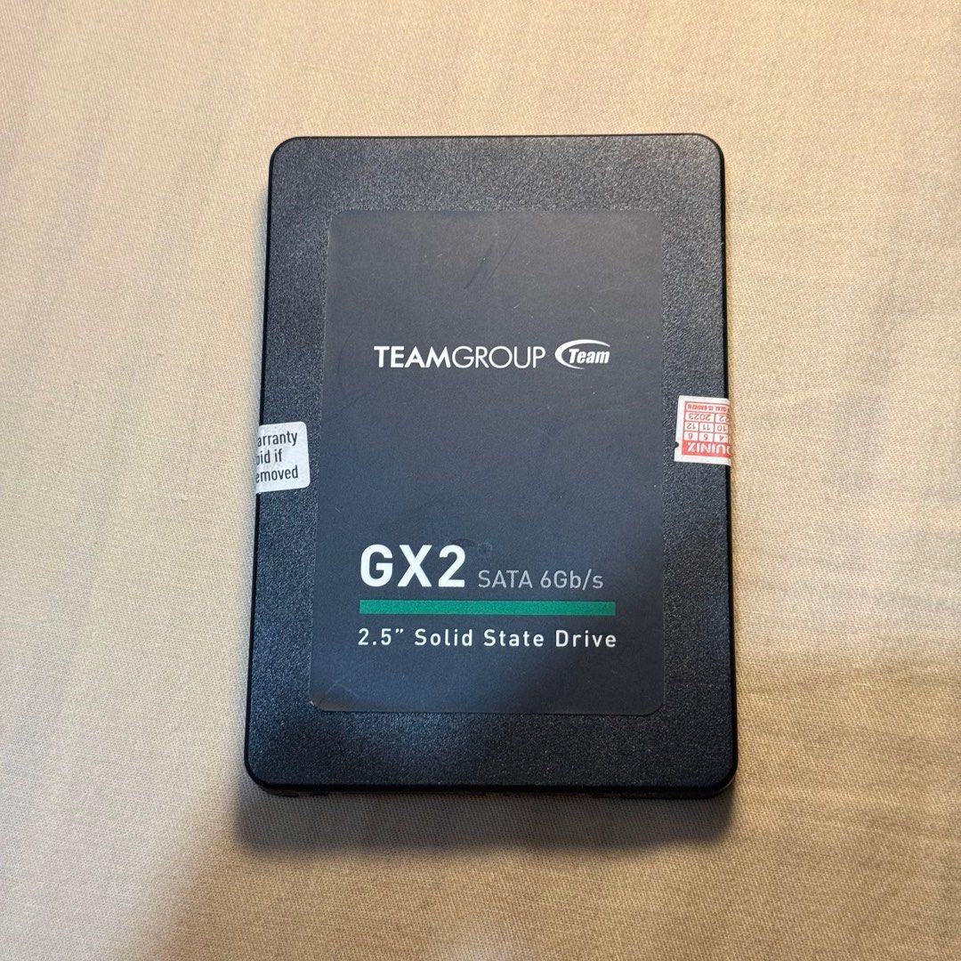 TEAMGROUP GX2 2.5” SATA SSD (128GB) (Category: Computer Parts) located in Makati City. Submitted by asdfgslla (Listing ID 1436461163, Image 3). Description: TEAMGROUP GX2 2.5” SATA SSD (128GB) • 128GB • SATA III 6Gb/s • 2.5-inch • +5V, 1.5A • Includes SATA data cable.