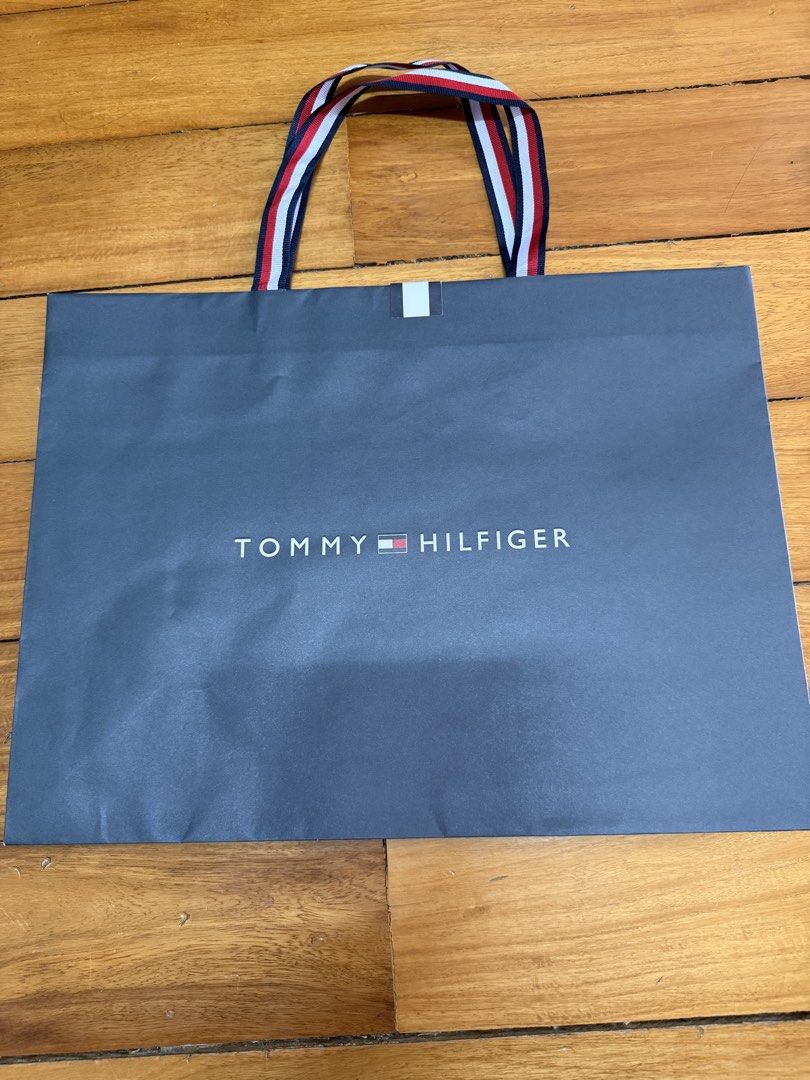 TH , Longchamp , Aape , Charles & Keith Paper Gift Bag (Category: Luxury Bags & Wallets) located in Manila. Submitted by a.c.shop (Listing ID 1436384447, Image 2). Description: TH - 450 Longchamp 2 avail - 450 each Aape ( with yellow stains ) - 150 Charles & Keith ( white color with hole ) - 200 ( dark color ) - 280 .