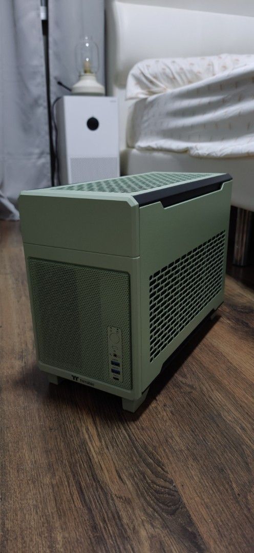 Thermaltake TR100 18.9L ITX Mini PC Case Matcha Green