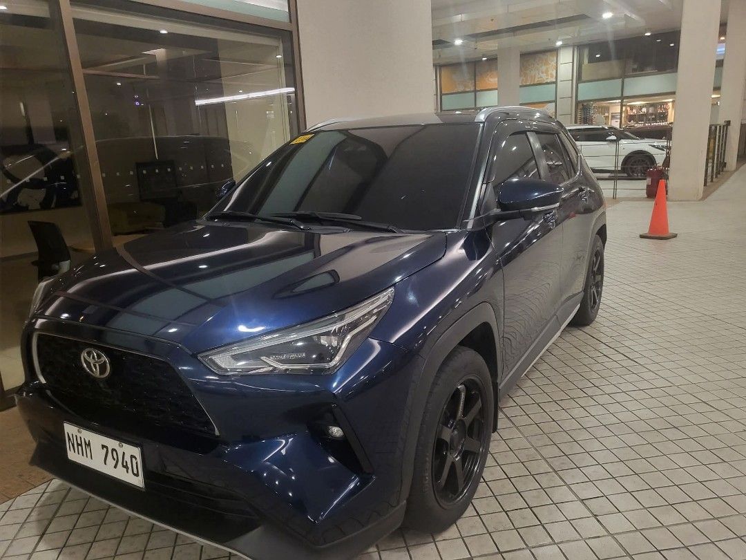 Toyota Yaris Cross V Auto (Category: Used Cars) located in Pasig City. Submitted by lonski1181 (Listing ID 1436412824, Image 1). Description: For sale 2024 Toyota Yaris Cross Like new 24tkms No issues 18' Volk Racing Mags Thick tires 890k negotiable Antipolo loc / Rockwell joya by sched Financing ok.