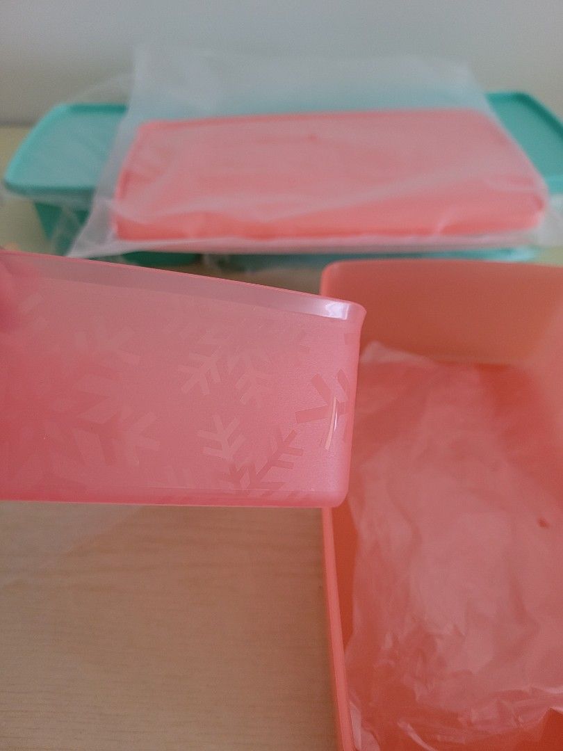 Tupperware 4pc fridge Container set $30 nett446750747410442242